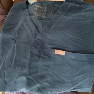 Figs Women's Scrub Top Catarina size Small in Deep Reef